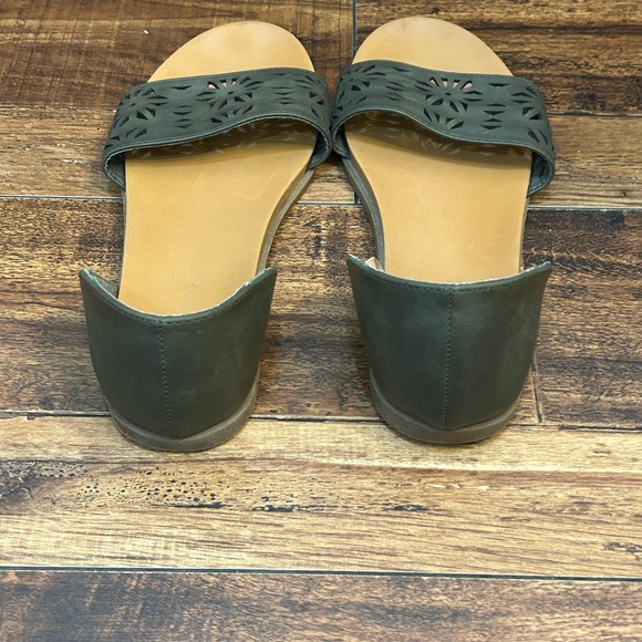 Andiamo D'Orsay Open Toe Slip On Flat Sandal Womens 9W Olive Green - Picture 8 of 10
